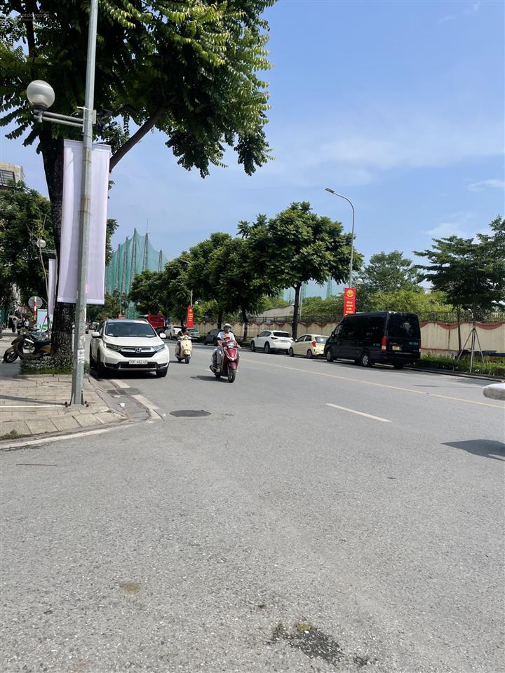 Phân lô quân đội tại 156 lê trọng tấn 55m x 4t ngõ ô tô, ô chờ thang máy, thông gần phố chỉ 16.x tỷ