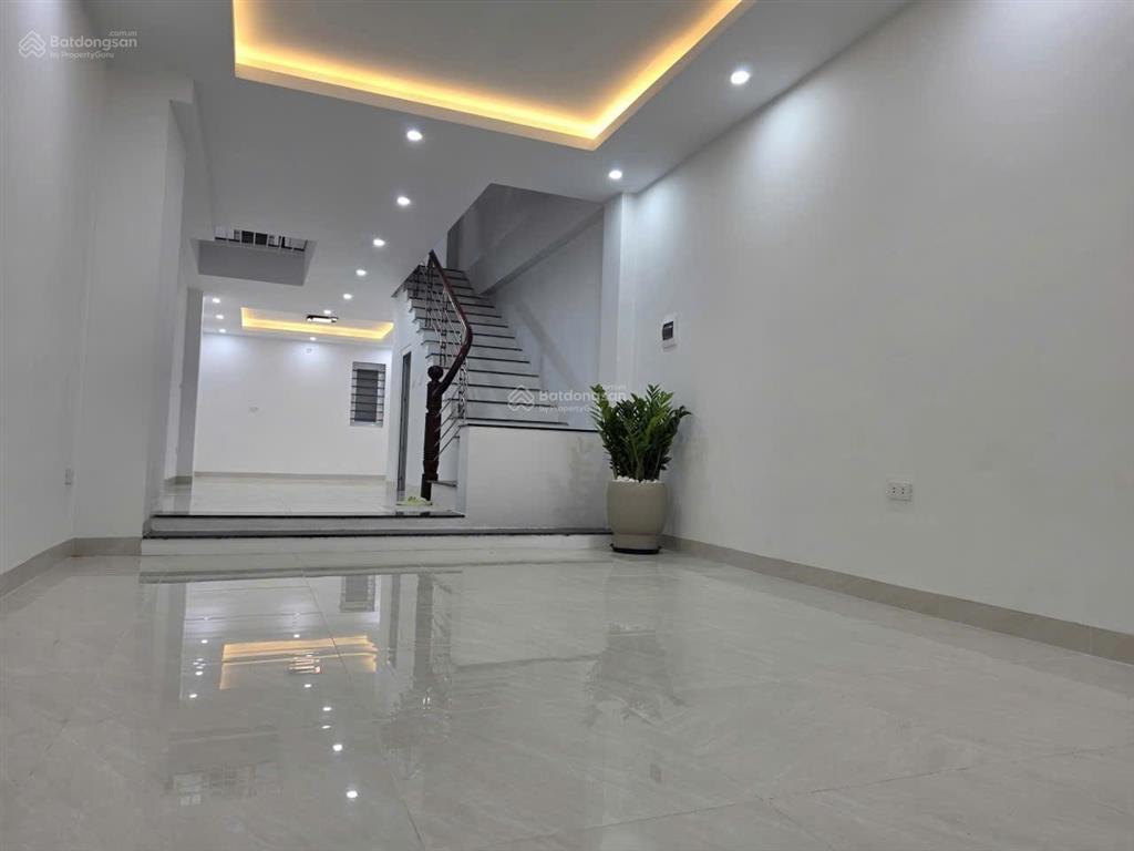 Phân lô quân đội tại 156 lê trọng tấn 55m x 4t ngõ ô tô, ô chờ thang máy, thông gần phố chỉ 16.x tỷ