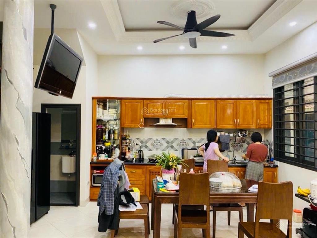 Mặt phố võ văn dũng vỉa hè rộng siêu kinh doanh, chỉ 24.x tỷ