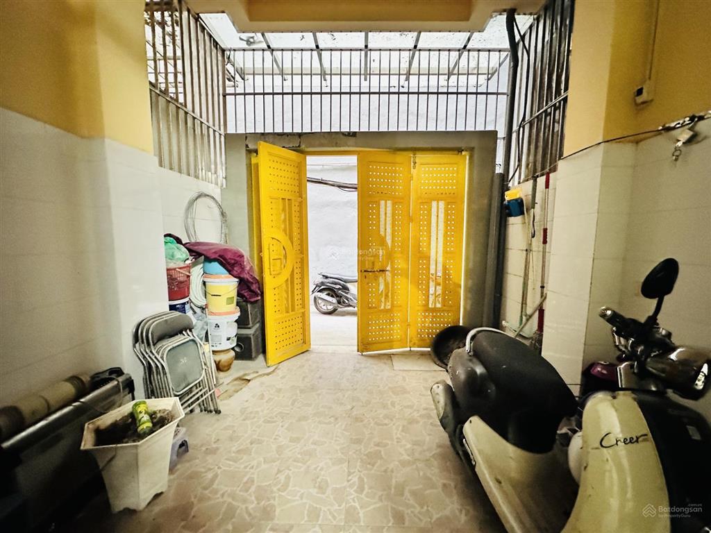 Nhà ngõ 41 thái hà 52m2 x 4t ngõ rộng gần phố, chỉ 9.9 tỷ. giá tốt trong khu vực, sổ nở hậu, ko qh