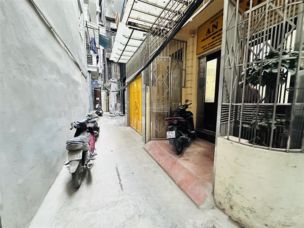 Nhà ngõ 41 thái hà 52m2 x 4t ngõ rộng gần phố, chỉ 9.9 tỷ. giá tốt trong khu vực, sổ nở hậu, ko qh