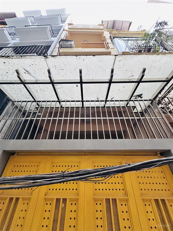 Nhà ngõ 41 thái hà 52m2 x 4t ngõ rộng gần phố, chỉ 9.9 tỷ. giá tốt trong khu vực, sổ nở hậu, ko qh