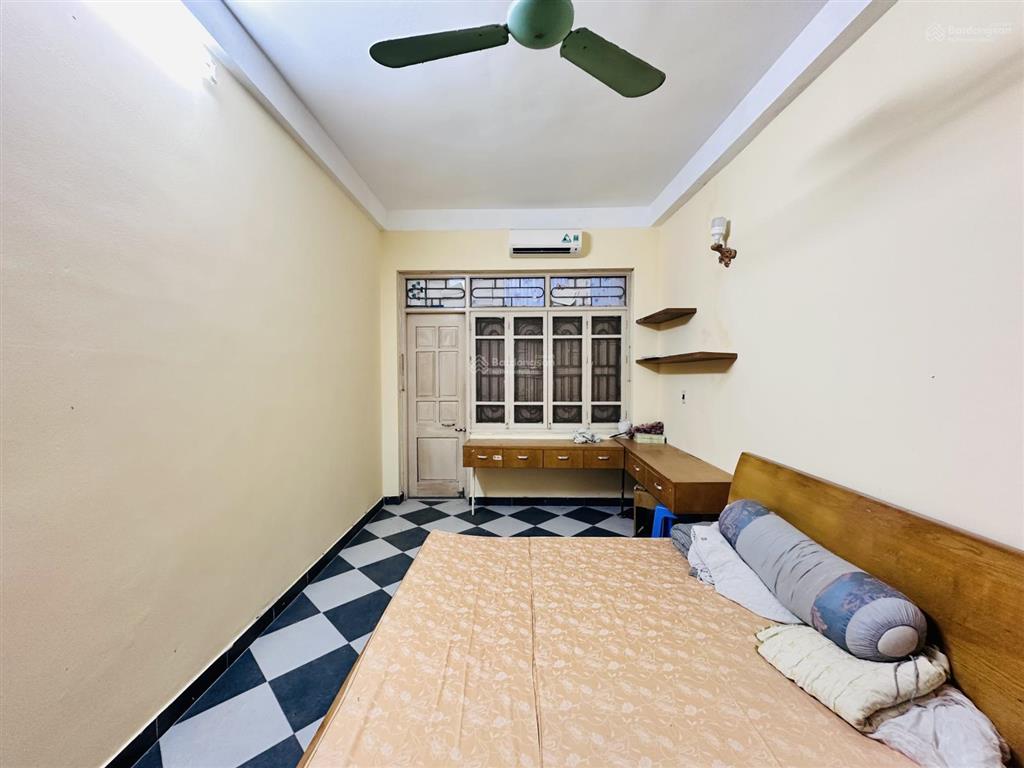 Nhà ngõ 41 thái hà 52m2 x 4t ngõ rộng gần phố, chỉ 9.9 tỷ. giá tốt trong khu vực, sổ nở hậu, ko qh