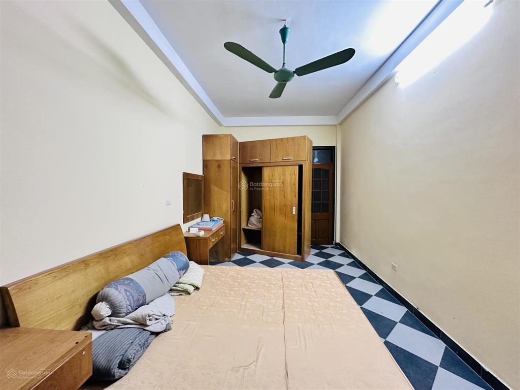 Nhà ngõ 41 thái hà 52m2 x 4t ngõ rộng gần phố, chỉ 9.9 tỷ. giá tốt trong khu vực, sổ nở hậu, ko qh
