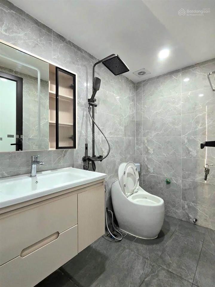 Ngõ ô tô vào nhà nguyễn phúc lai 64m x 4 tầng mt 5m gần hồ hoàng cầu, giá 21tỷ