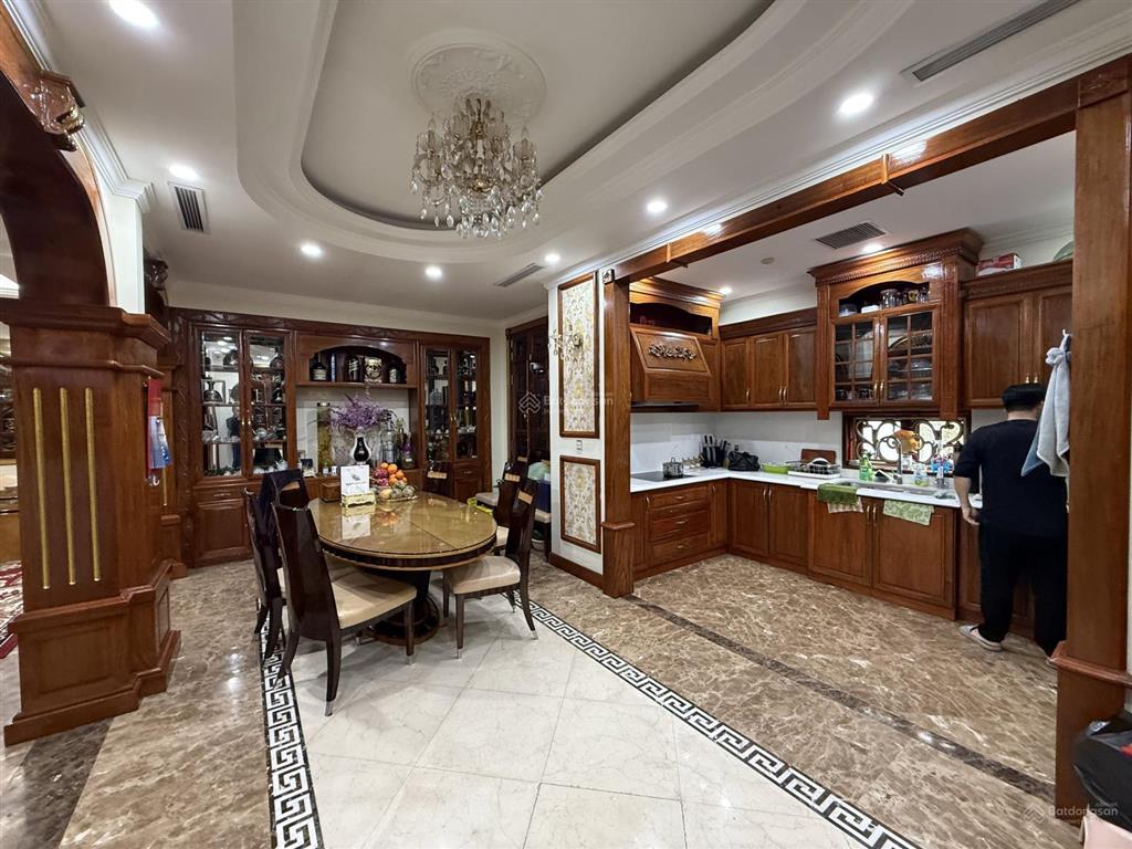 Biệt thự lô góc tt3 tây nam linh đàm view vườn hoa 310m2 x 4t mt 30m siêu kinh doanh, 130tỷ