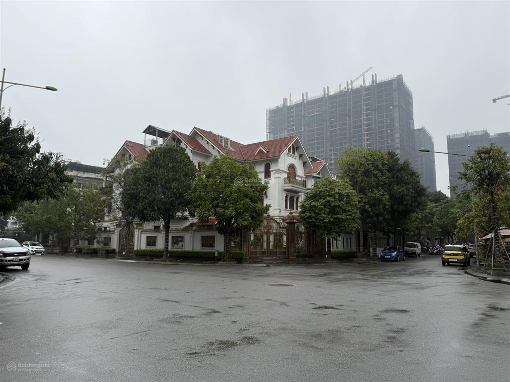 Biệt thự lô góc tt3 tây nam linh đàm view vườn hoa 310m2 x 4t mt 30m siêu kinh doanh, 130tỷ