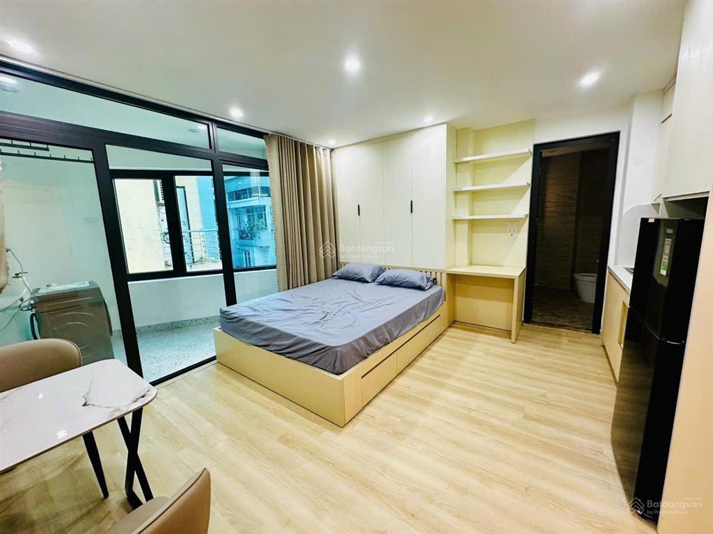 Giảm sốc 3 tỷ tòa nhà 9 tầng lô góc nam đồng dòng tiền 180tr/tháng, 80m2 mt 6.5m, ô tô tránh.