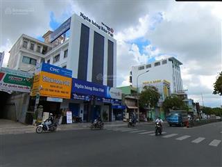 Toà nhà măt tiền 678a đường 3 tháng 2,dt8x20 xd hầm 8tầng t/n 300tr/th giá chỉ 45 tỷ