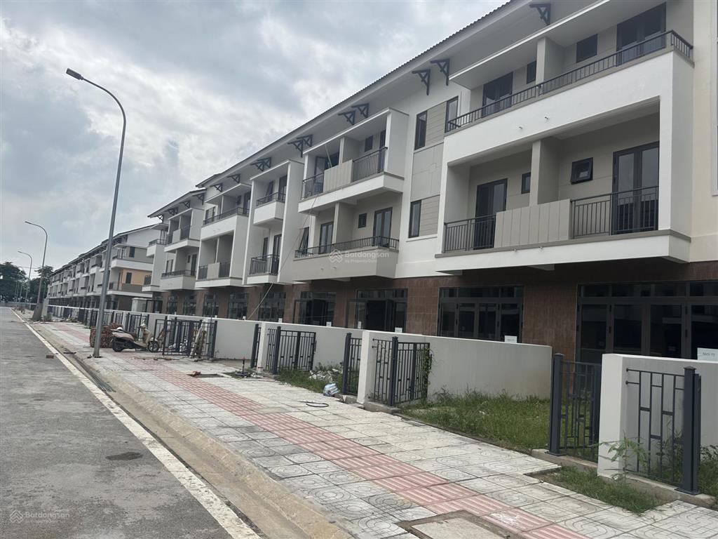 Hot nhất khu vực shophouse 2 mặt tiền có dòng tiền ngay!