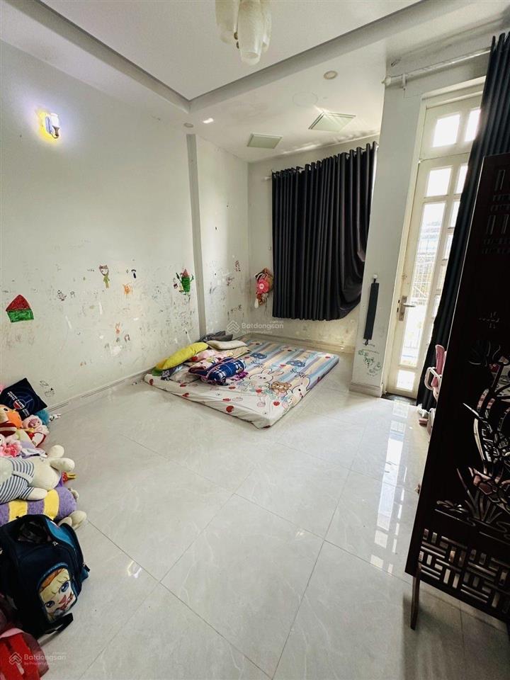 Trung tâm gò vấp  vf3 tới nhà  ngang chuẩn 4m  sổ nở hậu tài lộc  khu xây dựng cao tầng