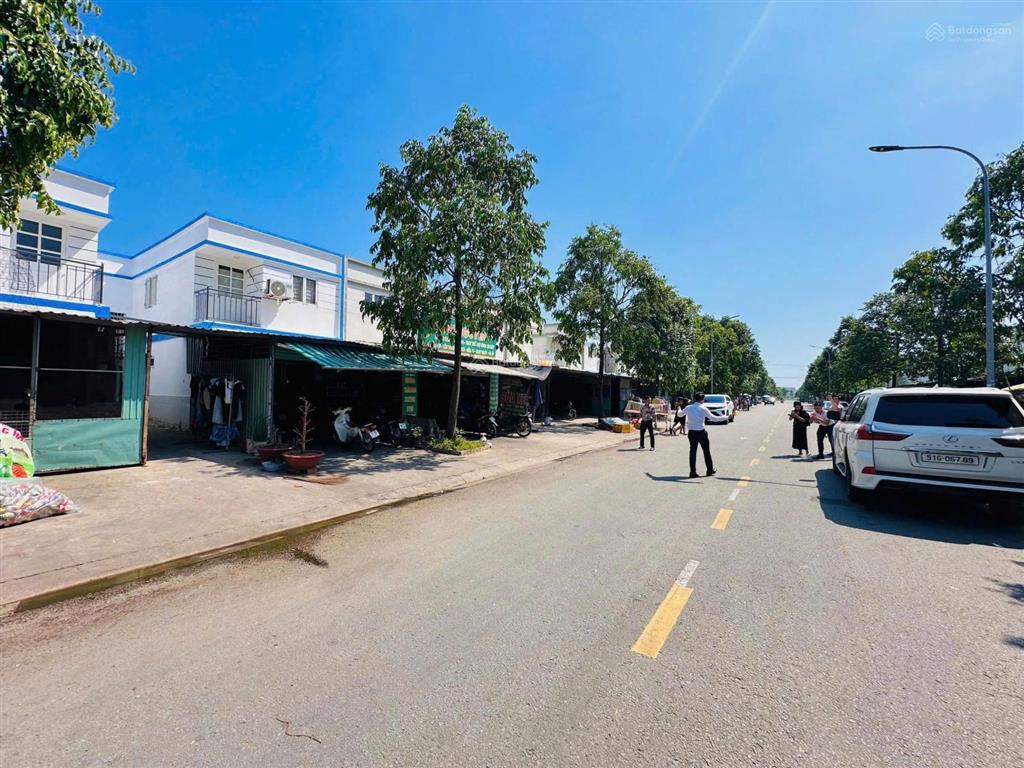 Nhà mặt phố đẹp, nhiều tiện ích tại lô d28, bàu bàng, 2,15 tỷ, 150 m2