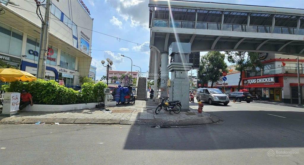 Nhanh tay hàng đẹp quang trung rất dễ bay hẻm vip trung tâm gò vấp nhà 5 tầng chỉ 4.2 tỷ