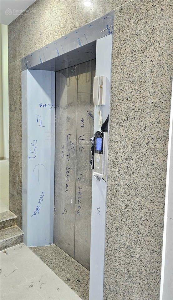 Siêu phẩm mặt tiền kinh doanh, khu 120 lê văn quới 5 tầng thang máy, giá chỉ 10,9 tỷ