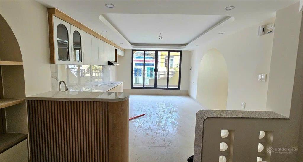 Siêu phẩm mặt tiền kinh doanh, khu 120 lê văn quới 5 tầng thang máy, giá chỉ 10,9 tỷ