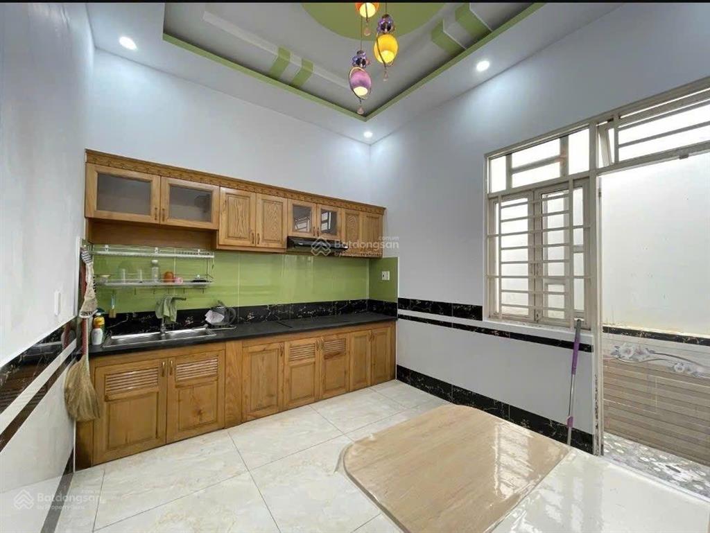 Siêu phẩm nhà phố 4 tầng ô tô ngủ trong nhà chỉ 40m ra quốc lộ 1a giá chỉ 5.998 tỷ