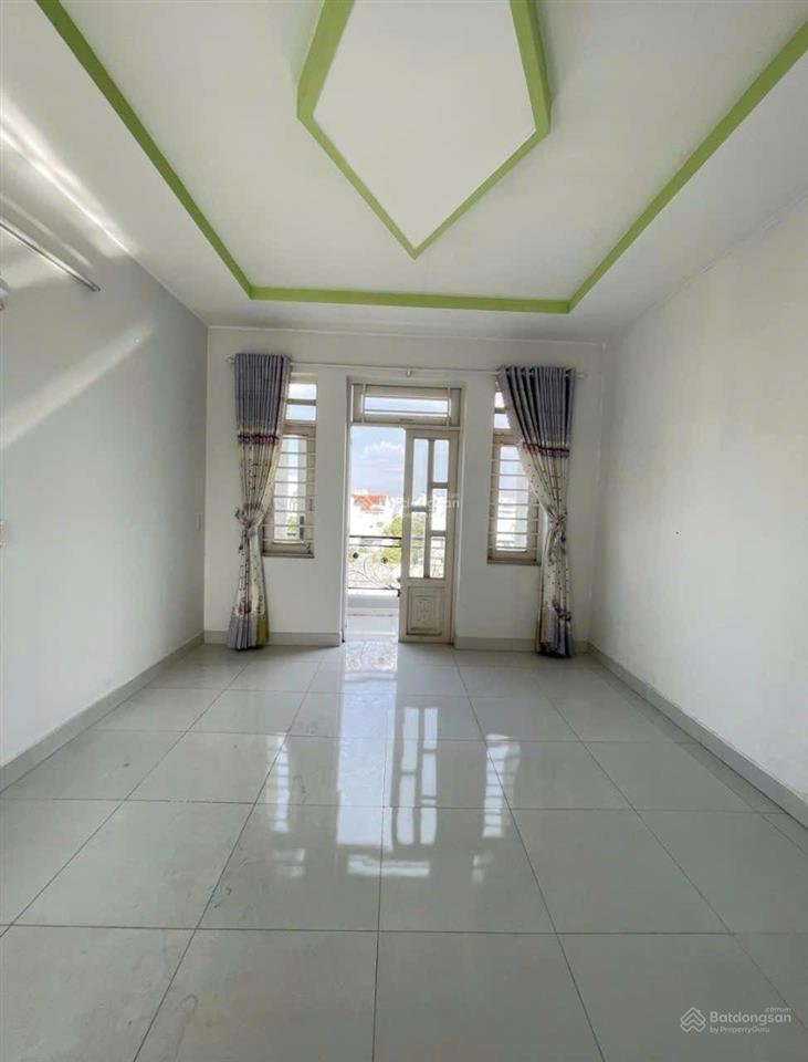 Siêu phẩm nhà phố 4 tầng ô tô ngủ trong nhà chỉ 40m ra quốc lộ 1a giá chỉ 5.998 tỷ