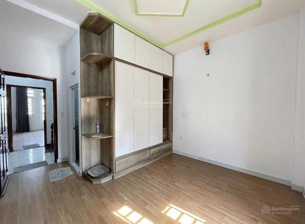 Siêu phẩm nhà phố 4 tầng ô tô ngủ trong nhà chỉ 40m ra quốc lộ 1a giá chỉ 5.998 tỷ