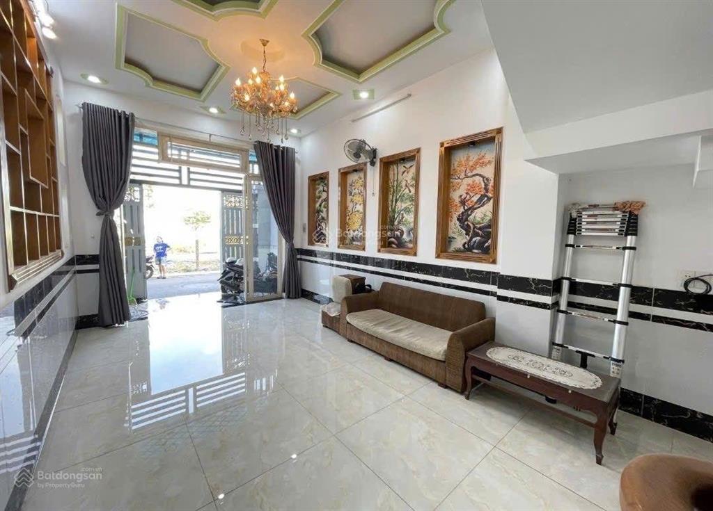 Siêu phẩm nhà phố 4 tầng ô tô ngủ trong nhà chỉ 40m ra quốc lộ 1a giá chỉ 5.998 tỷ