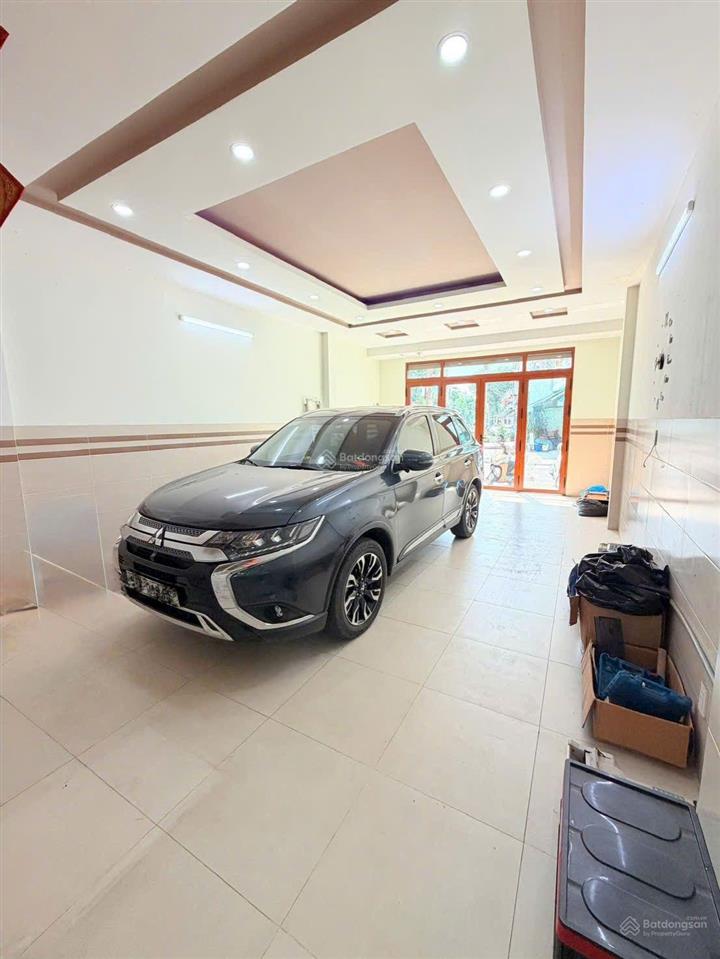 Mặt tiền hiếm  vị trí đắc địa tân tạo  giá chỉ 10,5 tỷ thương lượng