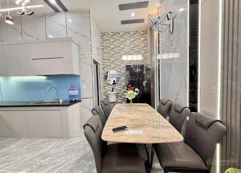 Nhà đẹp trương thị hoa xe hơi đỗ cửa full nội thất vip chỉ 6,2 tỷ