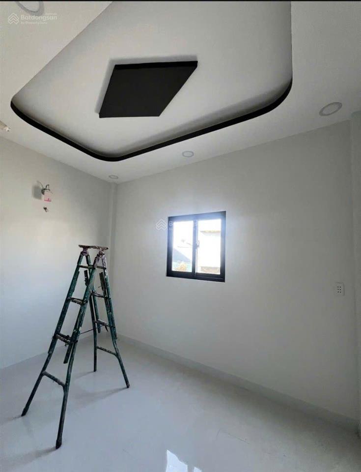 Mặt tiền kinh doanh đường 12m giáp tân phú nhà đẹp dọn vào ở ngay giá 4,6 tỷ
