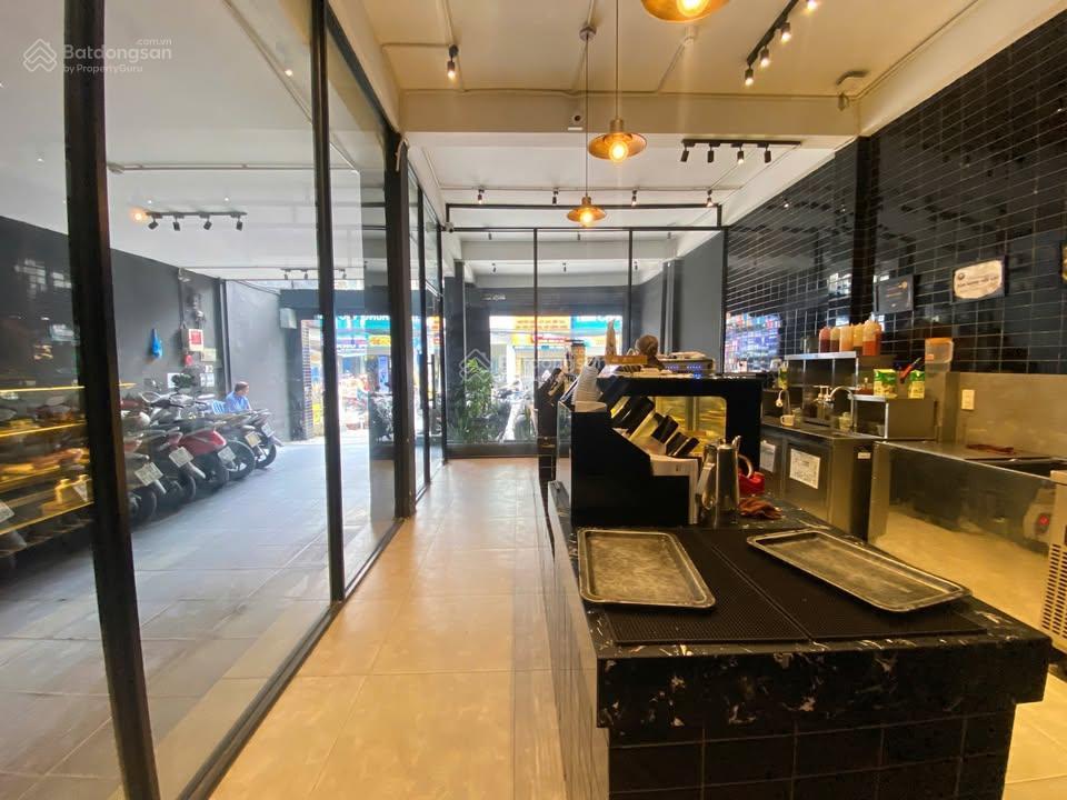 Bán gấp nhà 1 lầu 790 triệu, 8x25m 200m2. nằm ngay chợ vĩnh lộc cho thuê 25 triệu/tháng