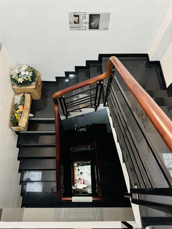 Bành văn trân, tân bình, tặng full nội thất xịn
