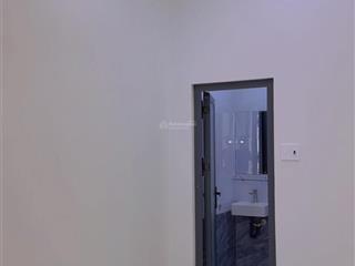 Lê văn sỹ, phú nhuận. 96tr/m2 (dt 82m2) 6 phòng sẵn dòng tiền