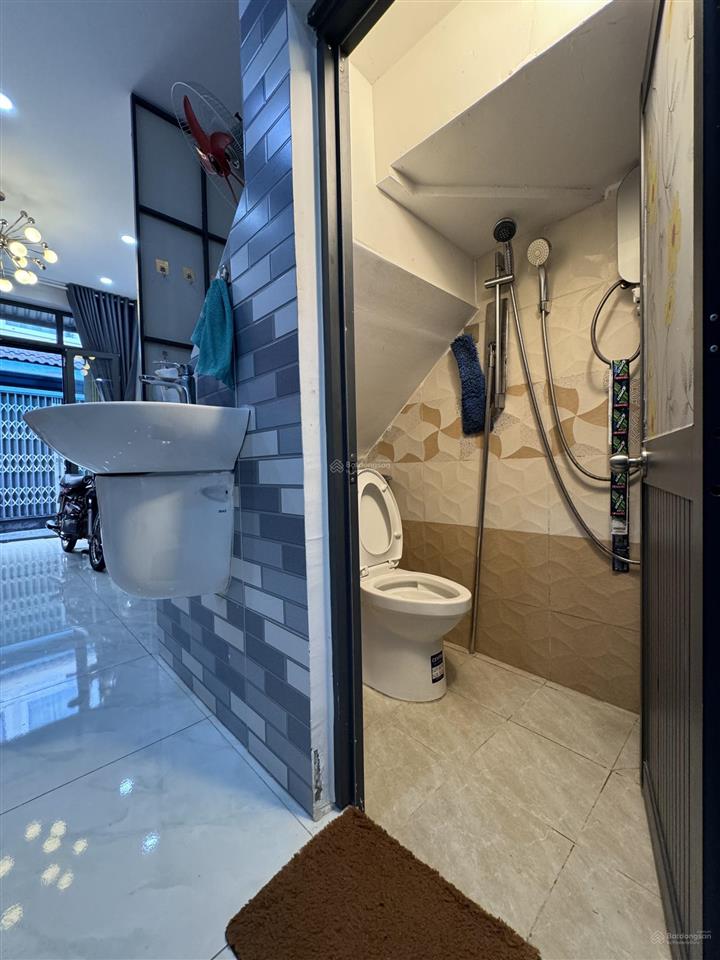 Nhà đẹp  hxh vf3  dtsd 56m2  2 mặt thoáng không lộ giới