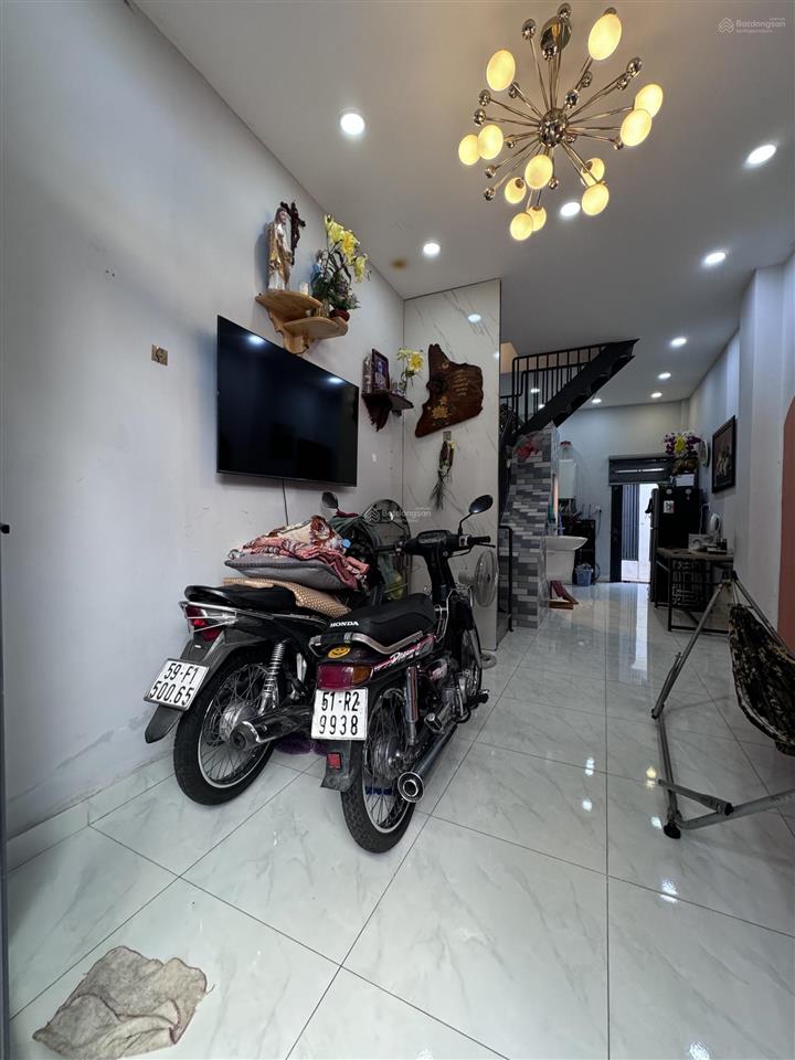 Nhà đẹp  hxh vf3  dtsd 56m2  2 mặt thoáng không lộ giới