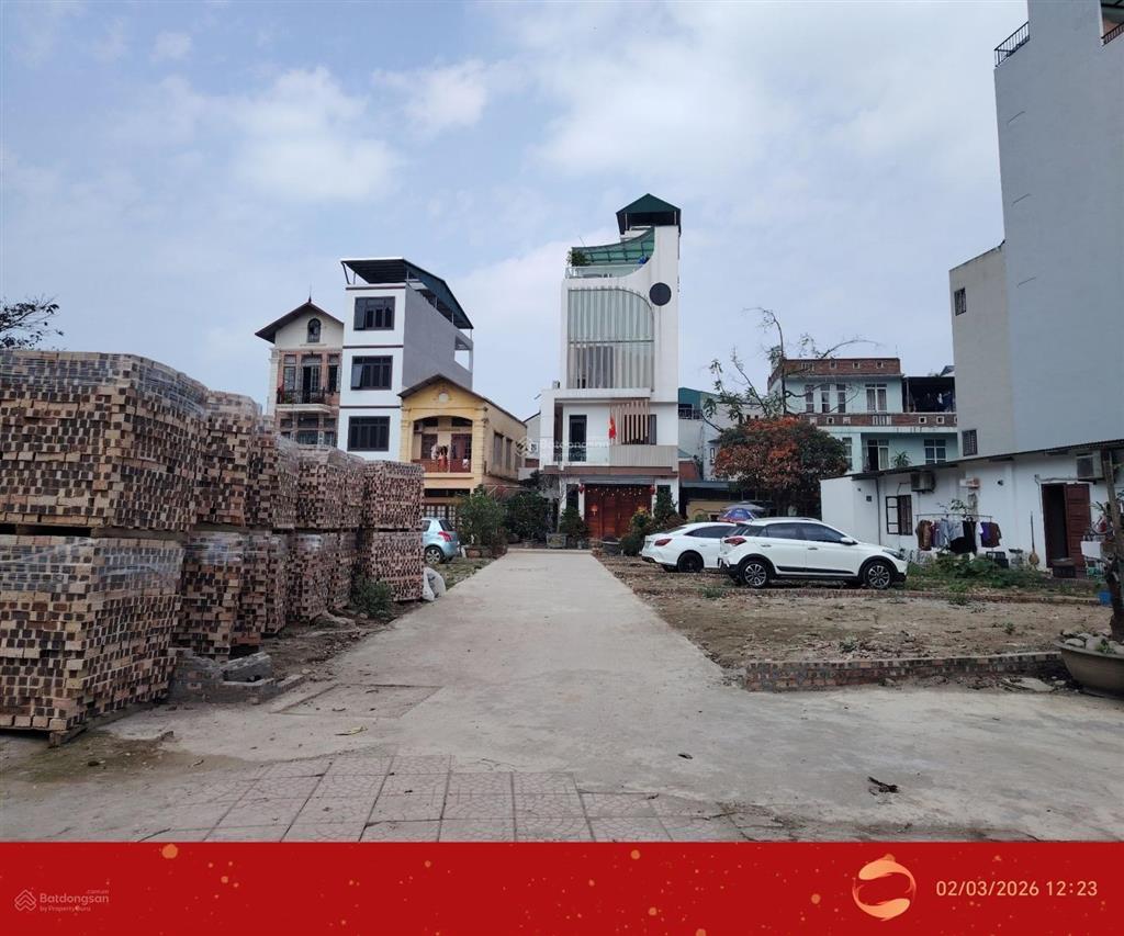 Bán đất ngọc thụy 50m² , mt 5m lô góc , ôtô vào đất giá chào 11,8 tỷ tl .