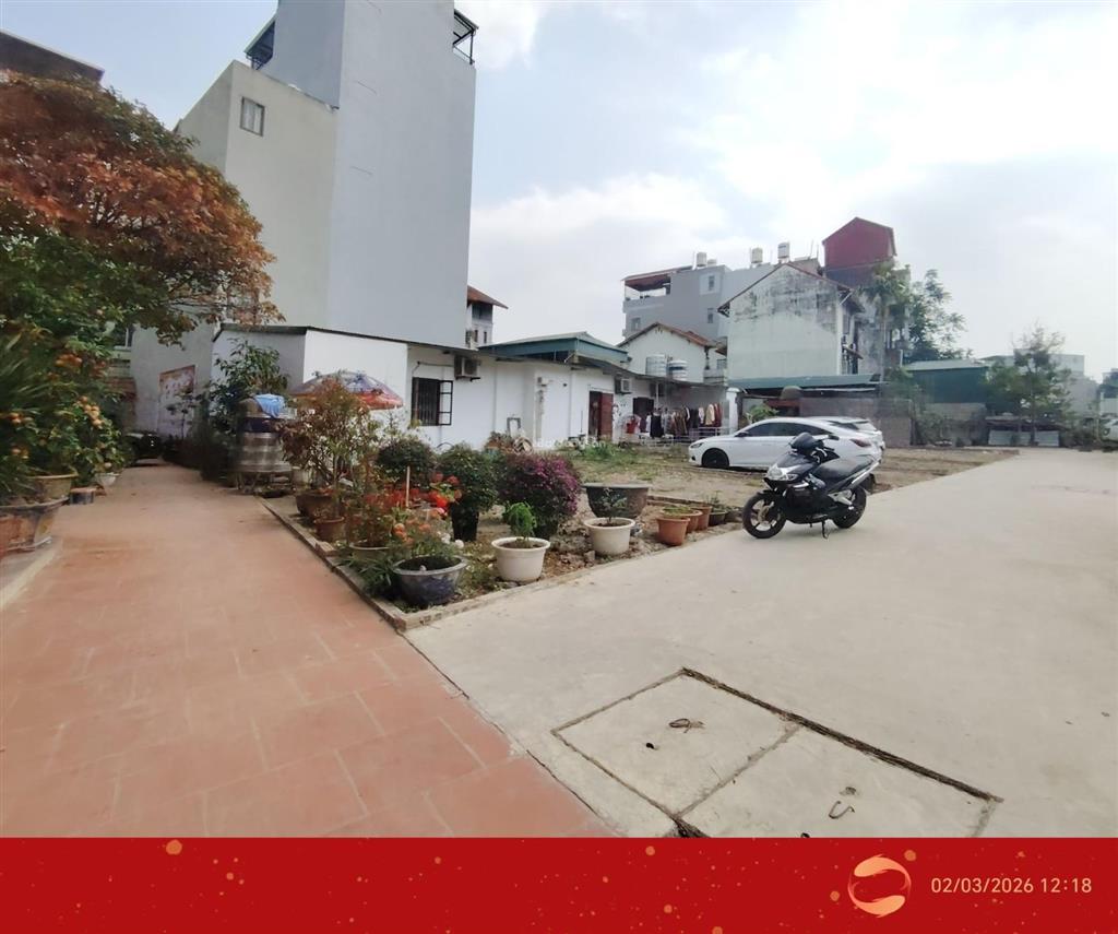 Bán đất ngọc thụy 50m² , mt 5m lô góc , ôtô vào đất giá chào 11,8 tỷ tl .