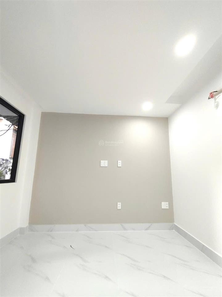 Bán nhà mặt phố hậu giang, 3,9 tỷ, 32,5m2, giá cực chất