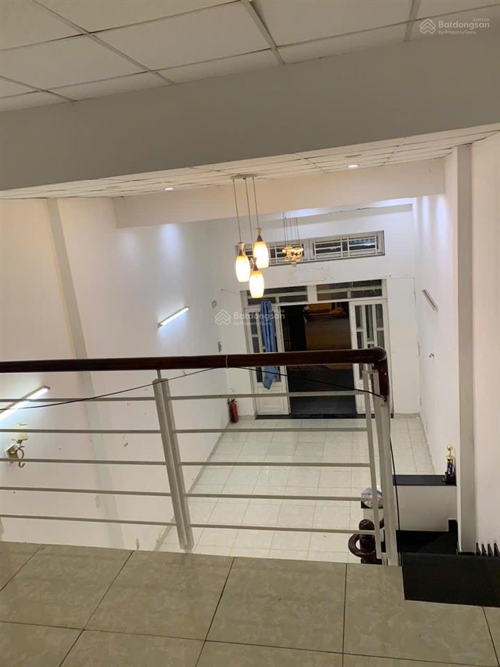 Nhà chính chủ, mặt tiền đường số 8m  p.thới an, q.12  80m2  chỉ 70tr/m2