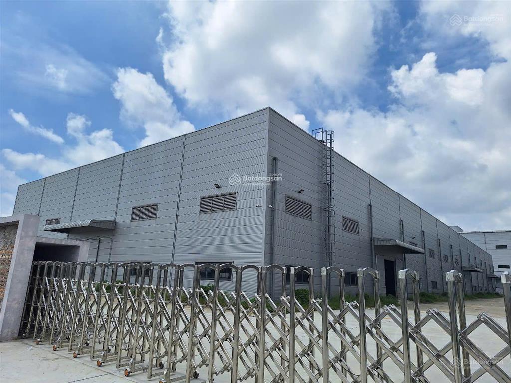 Cho thuê kho dock xưởng mới khu văn giang dt 100.000m² chia lẻ có cần trục 30t, ốp panel, xin fdi