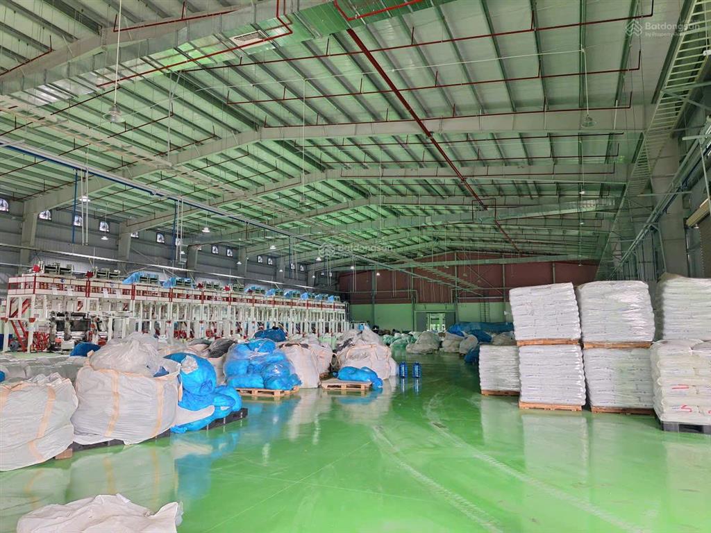 Cho thuê kho logic, xưởng 1 & 2 tầng panel khu ql5, 39 yên mỹ dt 50.000m chia lẻ xin chế xuất, fdi