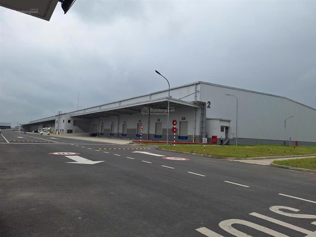 Cho thuê kho logic, xưởng 1 & 2 tầng panel khu ql5, 39 yên mỹ dt 50.000m chia lẻ xin chế xuất, fdi