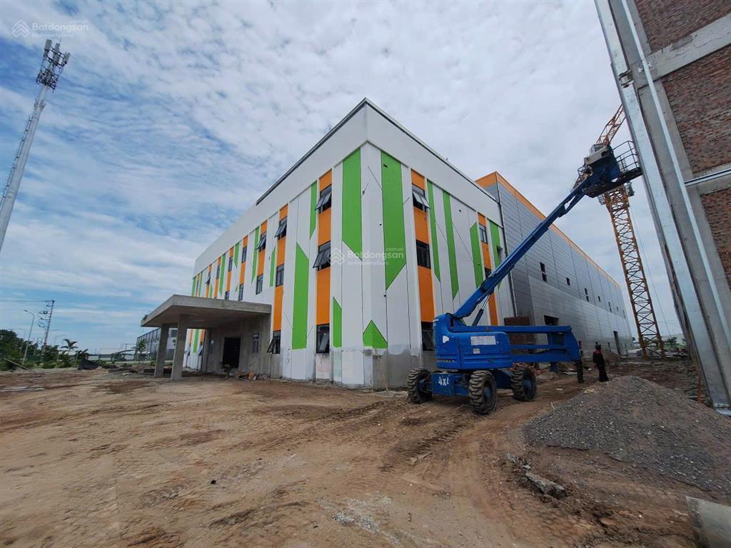 Cho thuê kho logic, xưởng 1&2 tầng panel khu mỹ hào dt 50.000m2 chia lẻ xin chế xuất, fdi, chế xuất