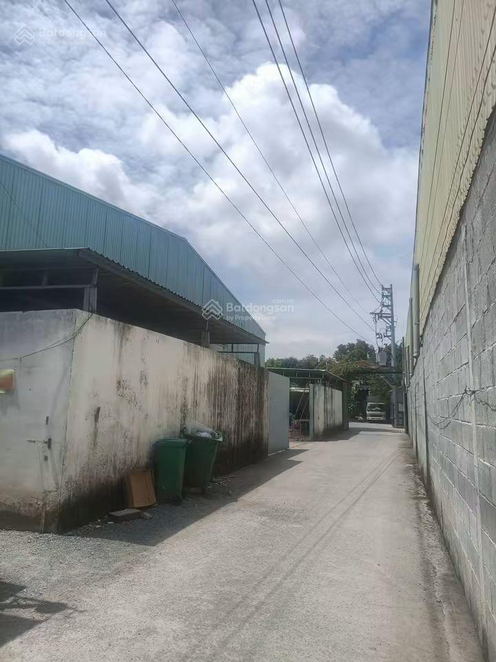 Xưởng riêng 1.800m long phước gần vinhomes quận 9