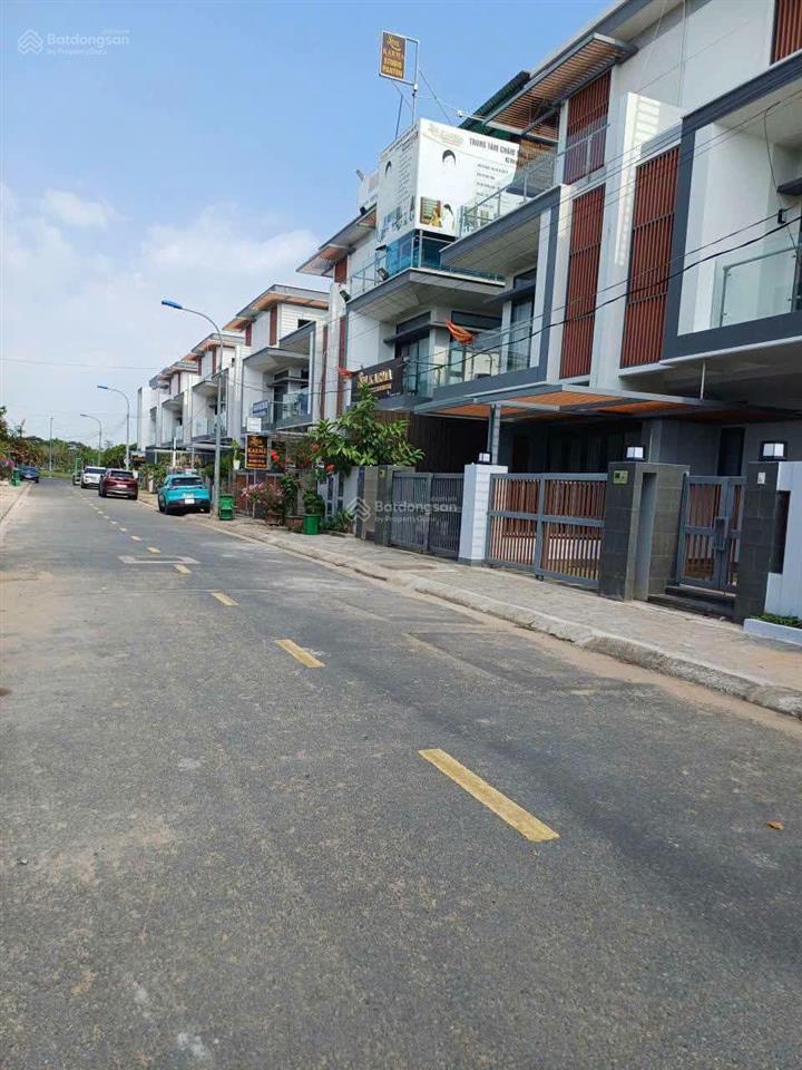 Nhà nguyên căn 100m khu đô thị mới đông tăng long kích thước 5x20m 4pn 4wc, có máy lạnh