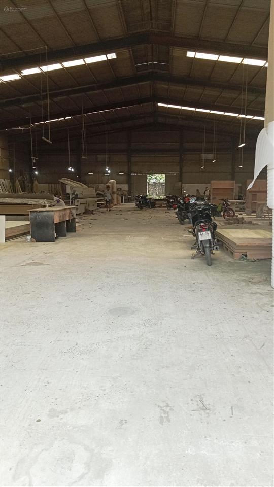 Cho thuê xưởng 1.800m gần nguyễn duy trinh, vinhomes, cnc quận 9