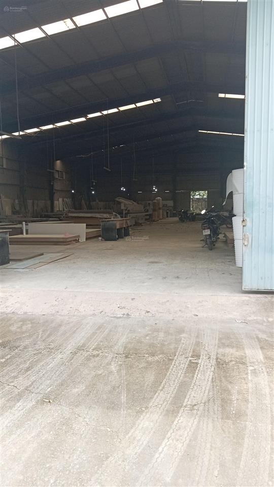 Cho thuê xưởng 1.800m gần nguyễn duy trinh, vinhomes, cnc quận 9