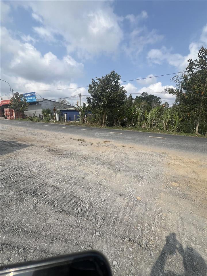 Bán 2.000,4m2 đất, full thổ cư, tỉnh lộ 910, phường bình minh, vĩnh long