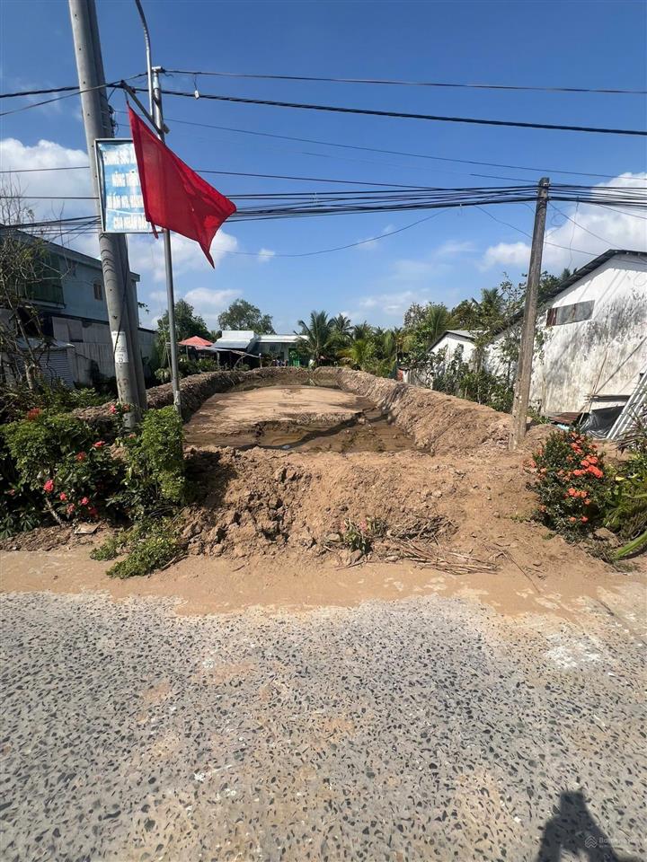 Bán 415m2 đất, đã lên hết thổ cư, lộ ôtô cặp sông từ chợ mỹ hòa lên khu công nghiệp hoàng quân