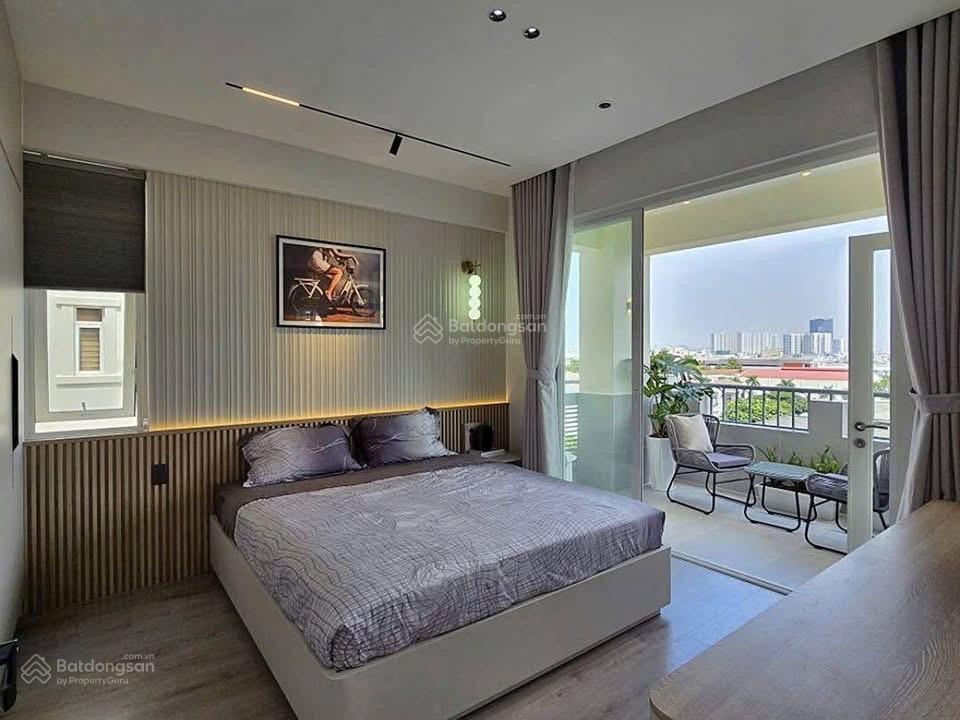 Kẹt tiền bán gấp căn hộ gia việtchánh hưng, giá 2tỷ288 (2pn) dt 70m2, gần cầu chánh hưng