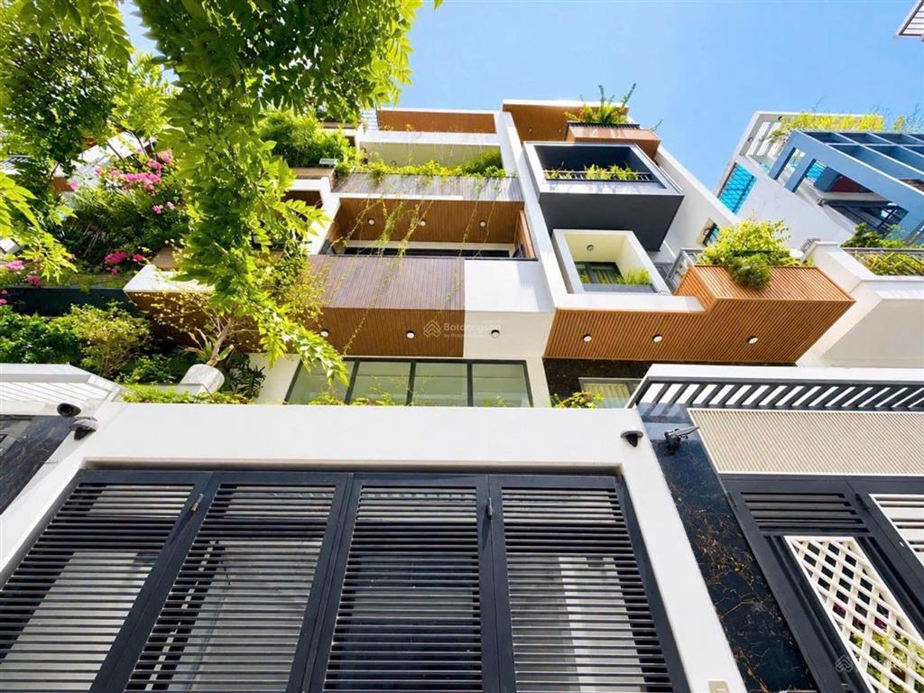 Kẹt tiền bán nhanh! mai xuân thưởng (68m2) giá 3tỷ688 (4pn), gần chợ bình tây, quận 6