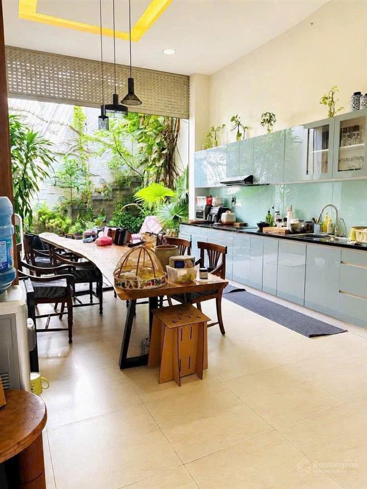 Kẹt tiền bán nhanh! mai xuân thưởng (68m2) giá 3tỷ688 (4pn), gần chợ bình tây, quận 6