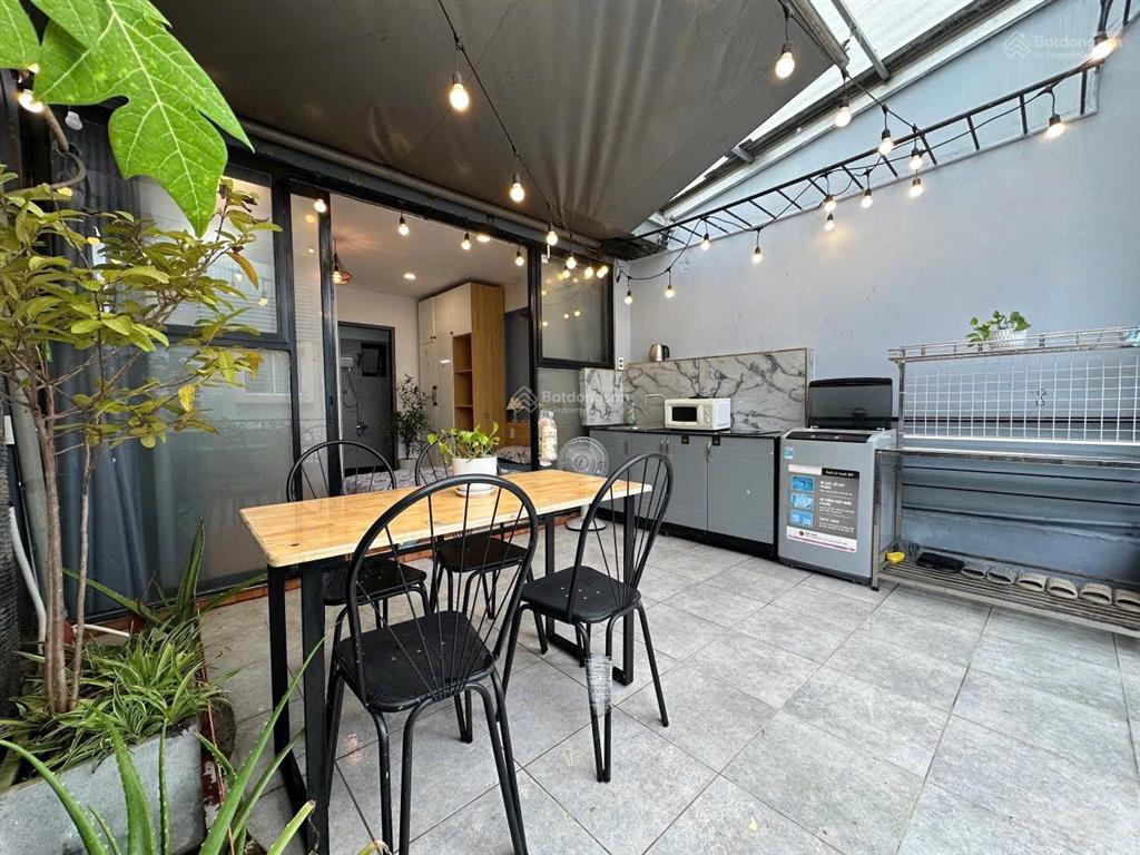 Cho thuê cc mini 45m2 ban công, giá tốt 8 triệu tại ký con, p.4, q.phú nhuận, hcm, view đẹp