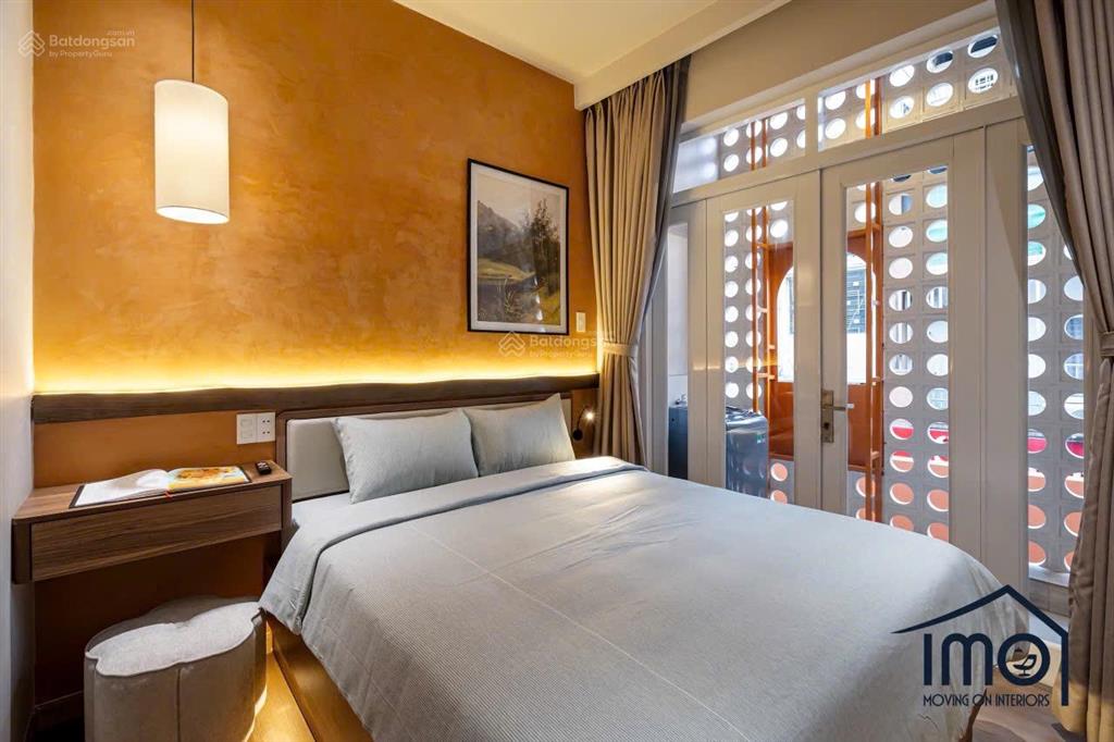 Cho thuê căn hộ quận 1, rộng 40m2 full nội thất, ban công máy giặt riêng, tiện di chuyển các quận